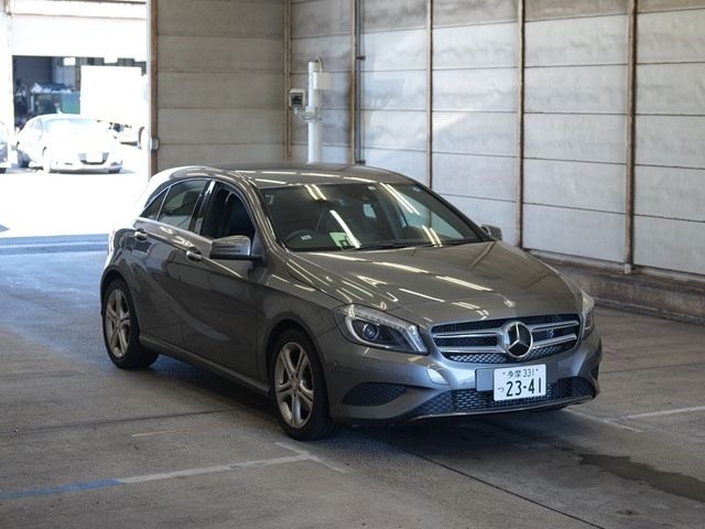 5018 Mercedes benz A class 176042 2015 г. (ARAI Bayside)